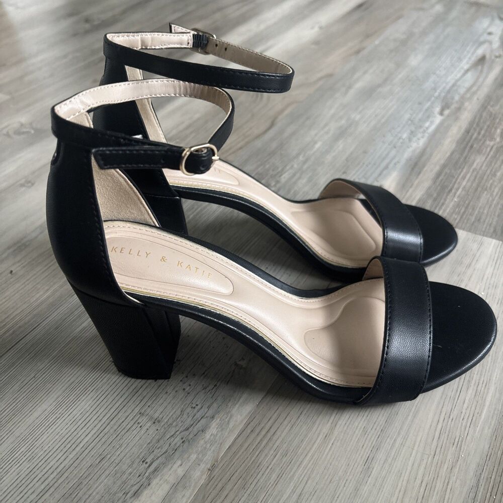Kelly & Katie Hailee Strappy Heel Black Heels With Ankle Strap  Size 7.5